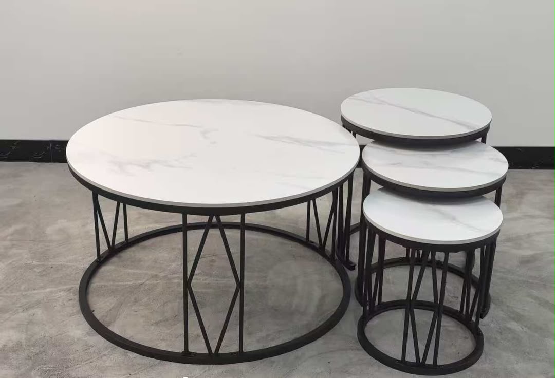 4 in 1 center table (instant pick up)